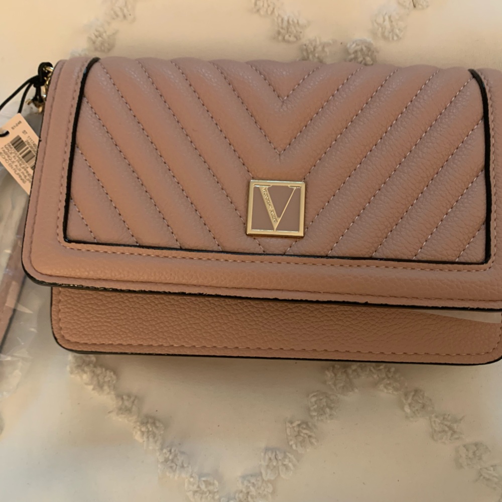 Victoria’s Secret Tech Wristlet